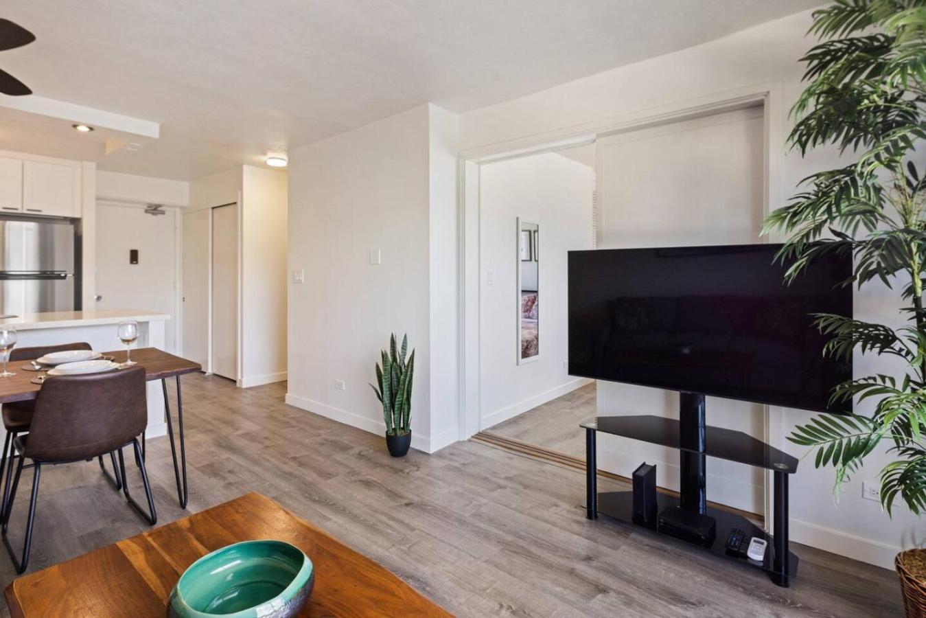 401 Free Parking 10 Min 2b-waikiki Ala Moana Apartment Honolulu